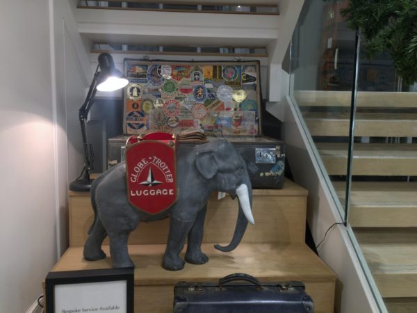 グローブトロッターロンドン本店のビスポークラウンジ